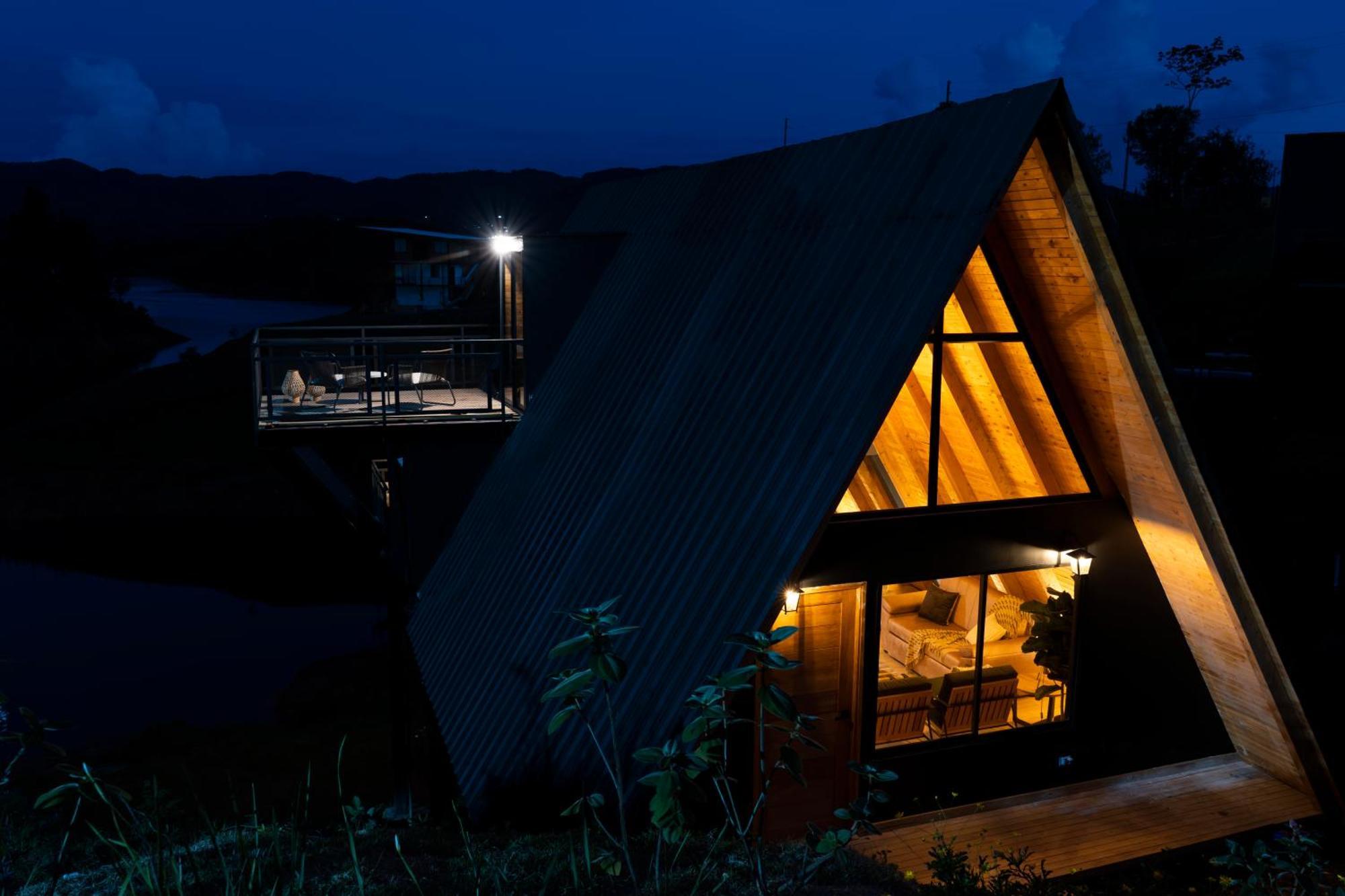 Gretel Chalets Suizo Guatapé Exteriér fotografie