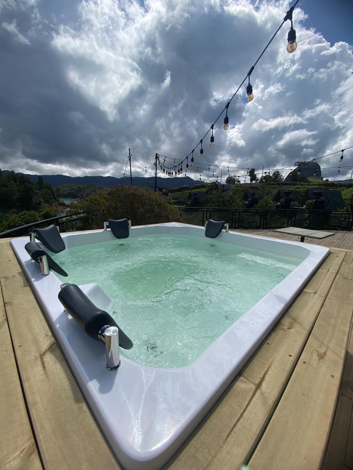 Gretel Chalets Suizo Guatapé Exteriér fotografie